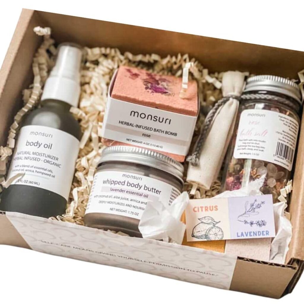 Self Care Gift Basket for Mom: New Mommy Care Package Pampering Gift Set with Bath Accessories and Natural Skincare Products. Our Spa Day Kit for Women is the ideal Birthday Gift Basket for her.